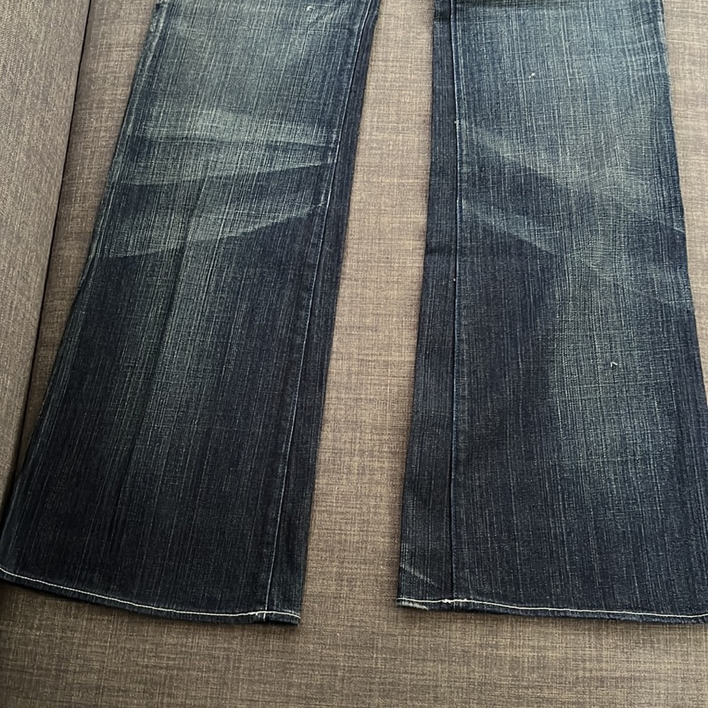 *New* women’s Rock & Republic Jeans - Picture 3 of 14